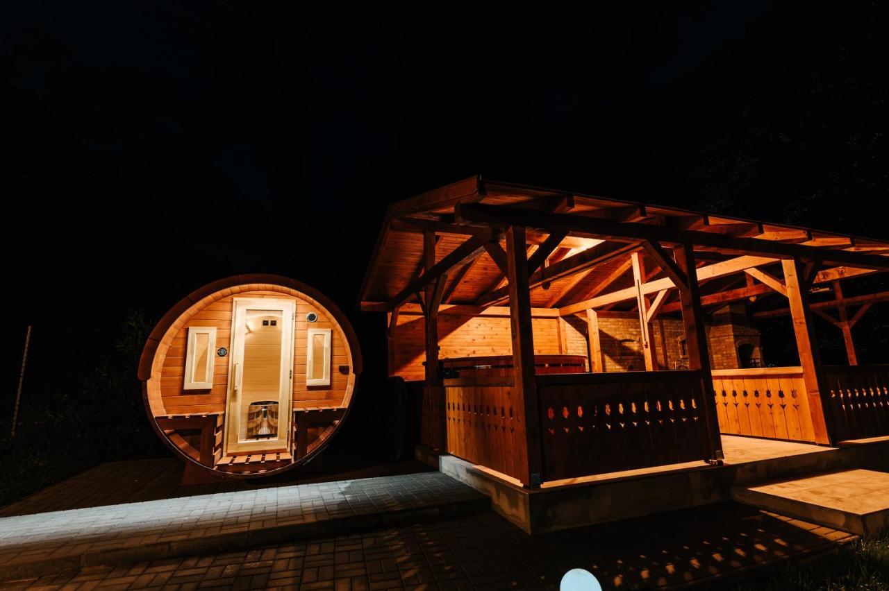 Sugopatak Kulcsoshaz Villa Izvoare  Ngoại thất bức ảnh